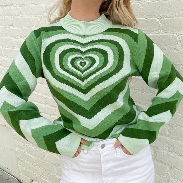 heart graphic sweater
