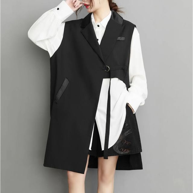 Lewwe-Asymmetrical Oversized Plain Vest