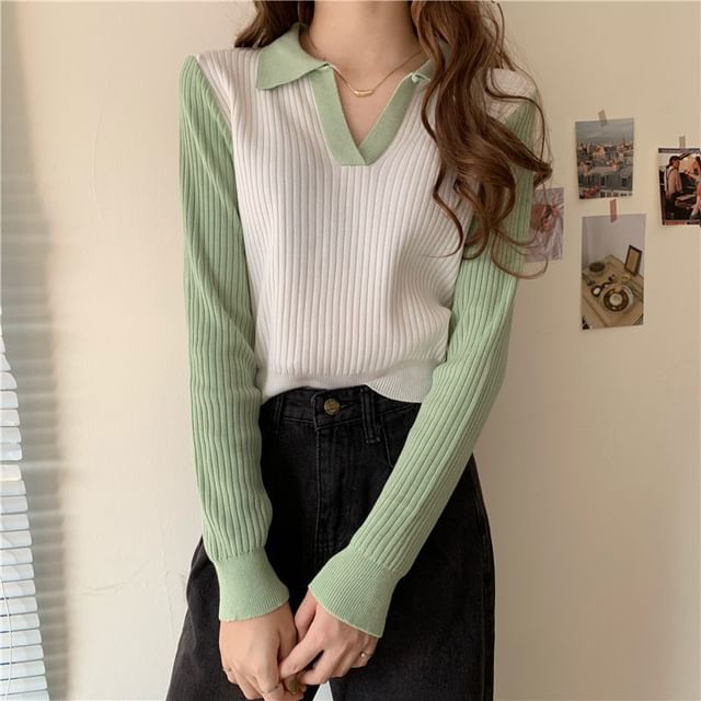 Sisyphi-Mock Two-Piece Long-Sleeve Two Tone Collared Knit Top