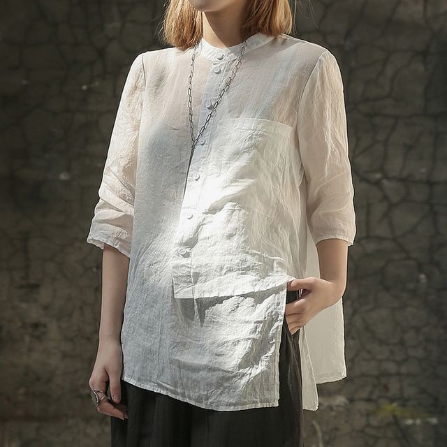 SIMPLE BLACK-Round Neck Plain Blouse