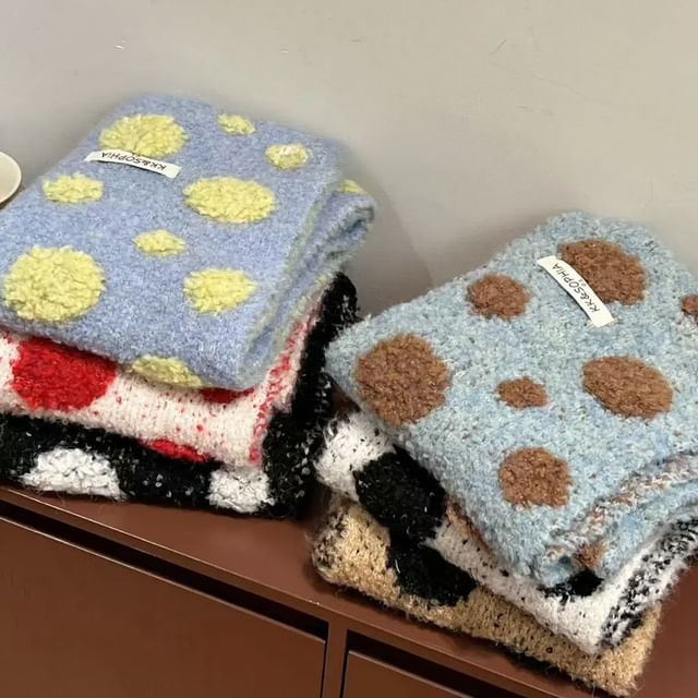 Combon-Dotted Knit Scarf