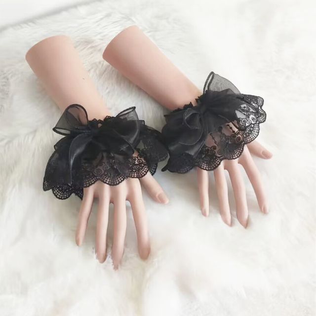 jacmarch - Ribbon Lace Wrist Cuffs