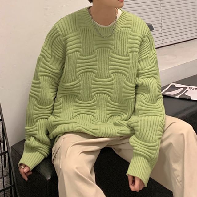 Femilina-Round Neck Plain Sweater