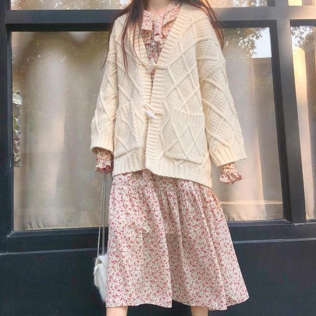Shinsei Cable Knit Toggle Cardigan / Long-Sleeve Floral Print Midi Dress floral/red/white M