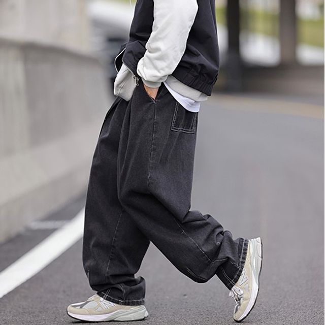 EOW Mid Rise Contrast Stitching Washed Baggy Jeans YesStyle