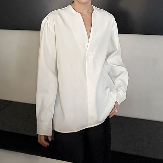 Adothuiastic-Long-Sleeve Notch Neck Plain Shirt