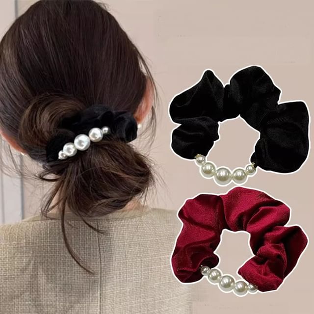 Kayochs-Beaded Scrunchie