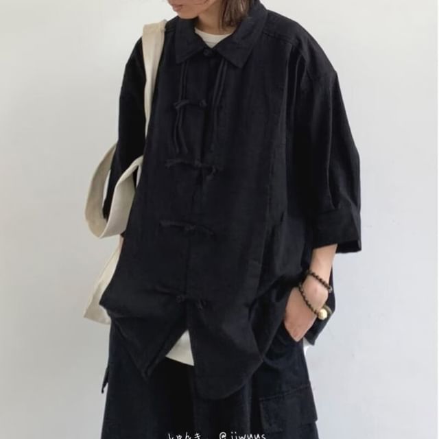 JUN-LEE-34-Sleeve Frog Buttoned Linen Shirt