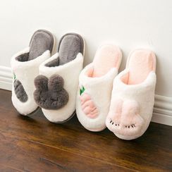 BeiBAE - Furry Animal Slippers BeiBAE - Furry Animal Slippers