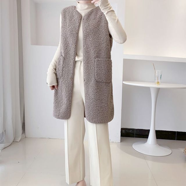 Everose-Faux Shearling Button-Up Vest
