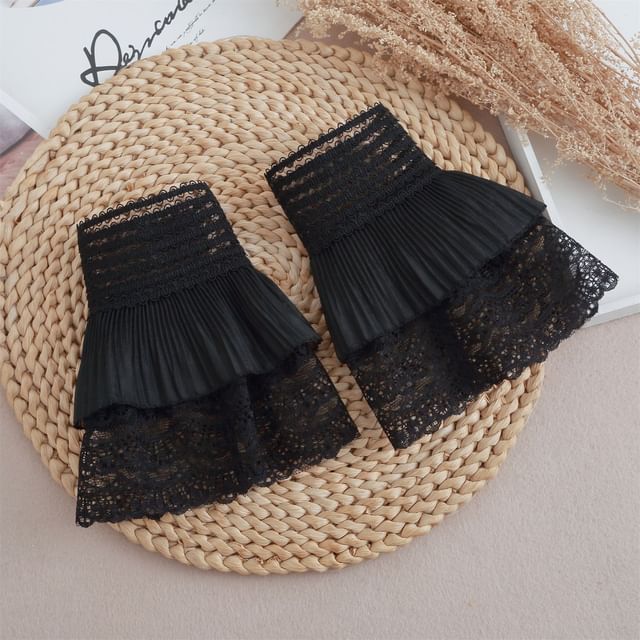 MIOW-Layered Lace Wrist Cuffs