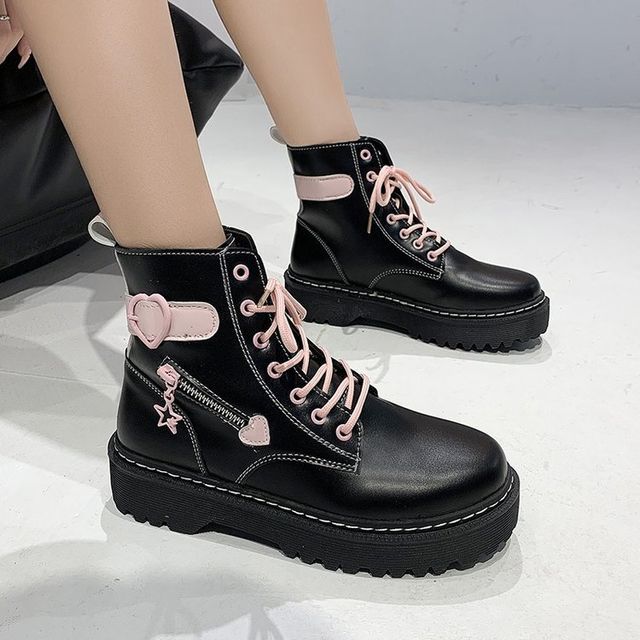 FiE FiE - Heart Buckle Lace-Up Platform 