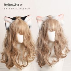 AOI - Cat Ear Chenille Hair Clip AOI - Cat Ear Chenille Hair Clip
