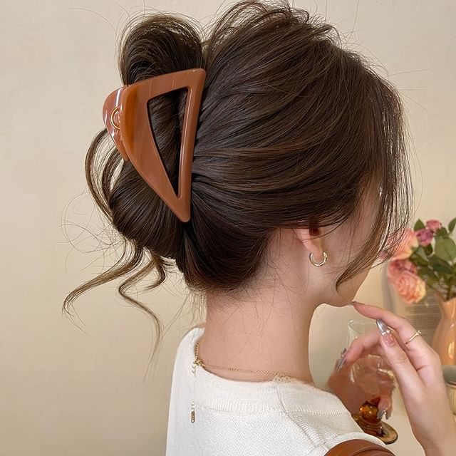 Show Mind-Plain Triangle Acrylic Hair Claw