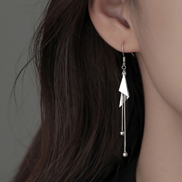 Parskletie-Triangle Sterling Silver Fringed Earring
