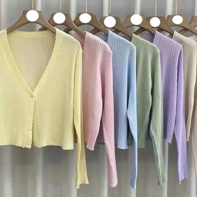 Yako-V-Neck Plain Crop Cardigan