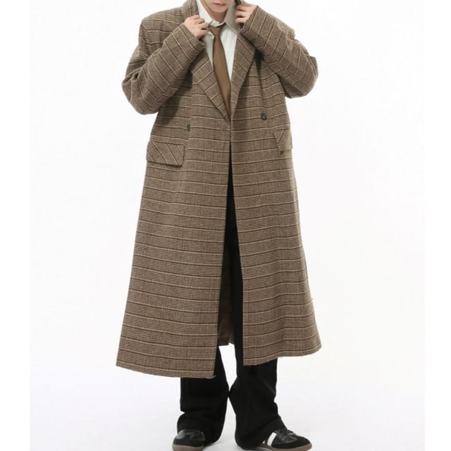 FAERIS-Peak Lapel Plaid Midi Double-Breasted Coat