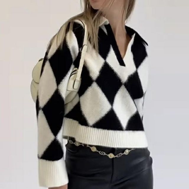 black moncler puffer coat