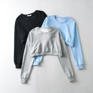 plain cropped sweatshirt