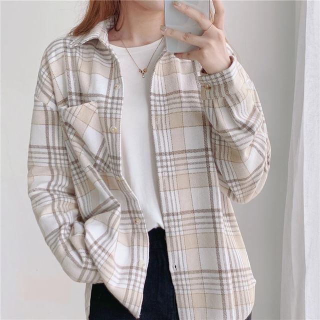 Hevnir-Long-Sleeve Plaid Shirt