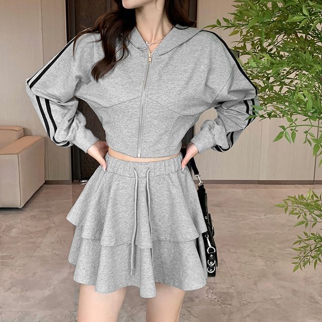 Crop Top Skirt With Hoodie Outfit Outfit Cropped Hoodie Matching