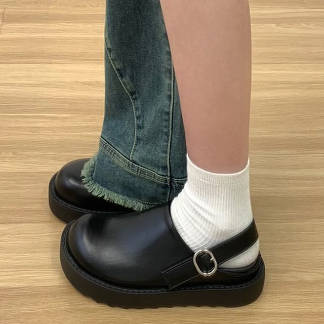 Queen Zoo-Platform Plain Buckled Faux Leather Slingback Clogs