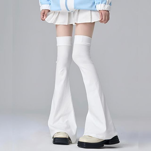 Gentiana-Plain Flared Leg Warmers