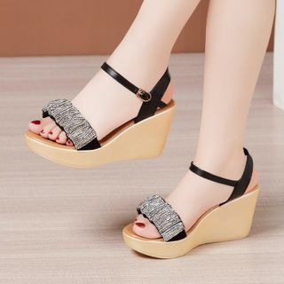 Fame Platform Sandal - Women - Shoes