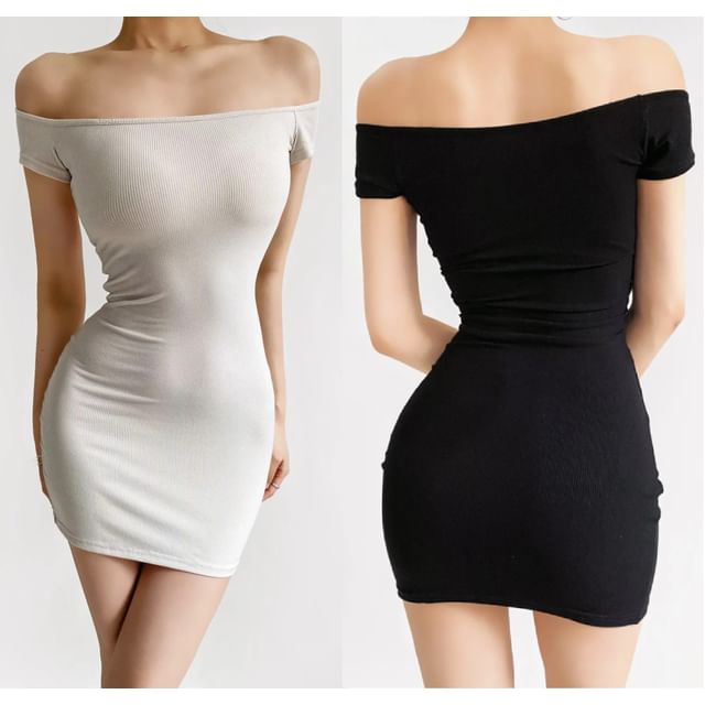 Asiris-Off-Shoulder Plain Slim-Fit Mini Bodycon Dress