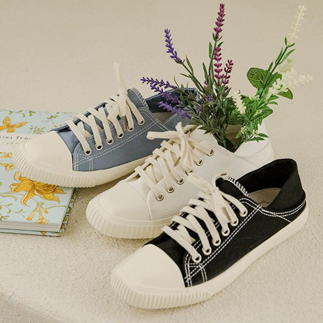 JUSTONE-Foldable Square-Toe Canvas Sneakers