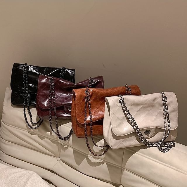 Basaran-Quilted Flap Shoulder Bag