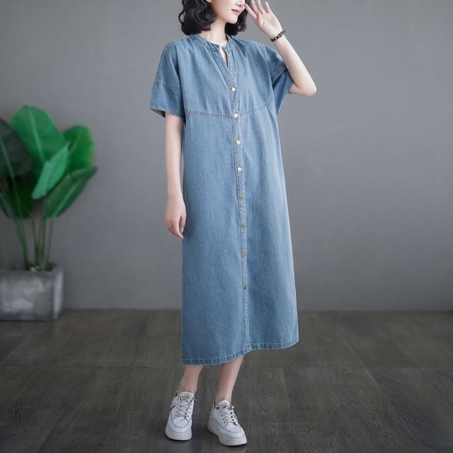 INEN - Short Sleeve V-Neck Washed Denim Maxi Shirt Dress | YesStyle