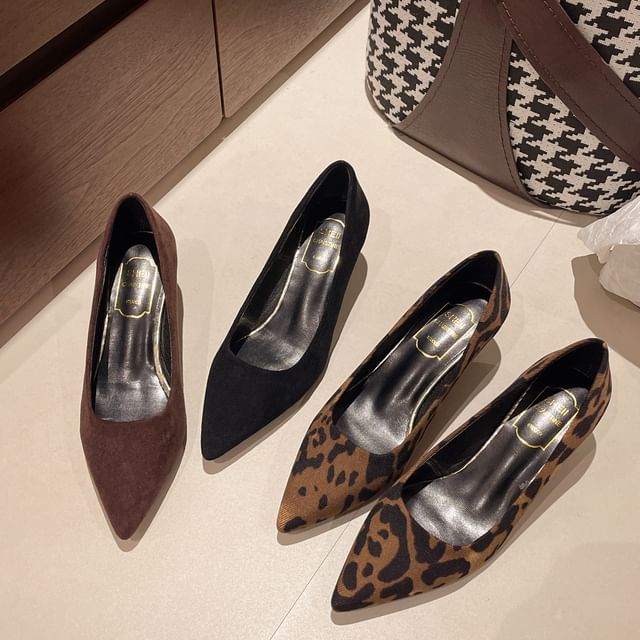Anjay-Pointed Toe Faux Suede Pumps