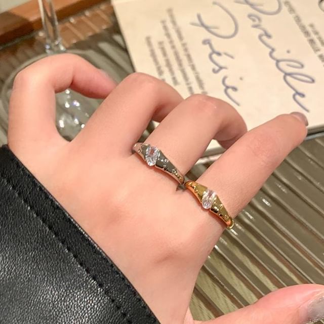 Show Mind-CZ Thick Ring