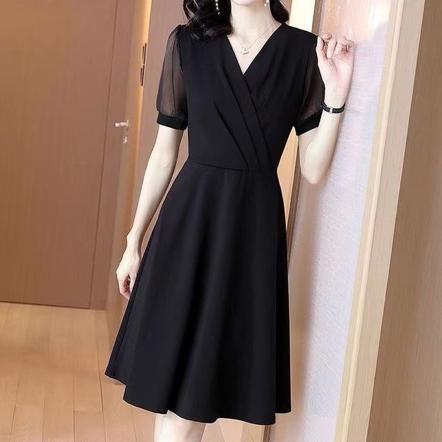 Cloud Nine-Short-Sleeve V-Neck Plain Mini A-Line Dress