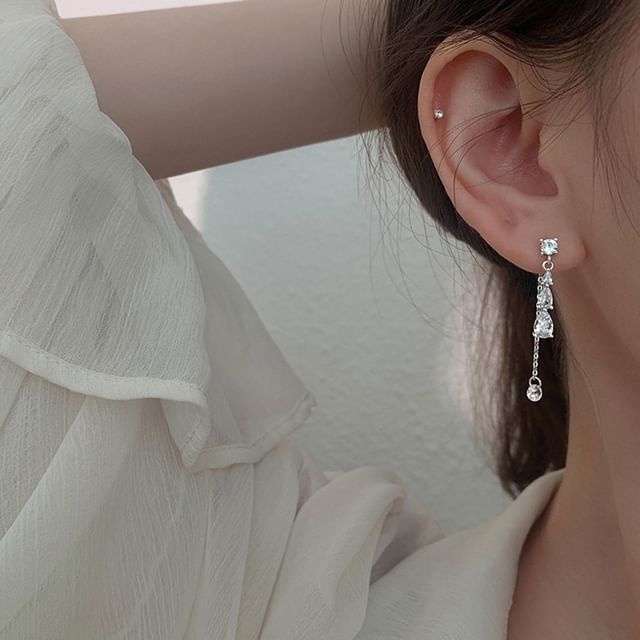 Chimerro-Rhinestone Alloy Dangle Earring