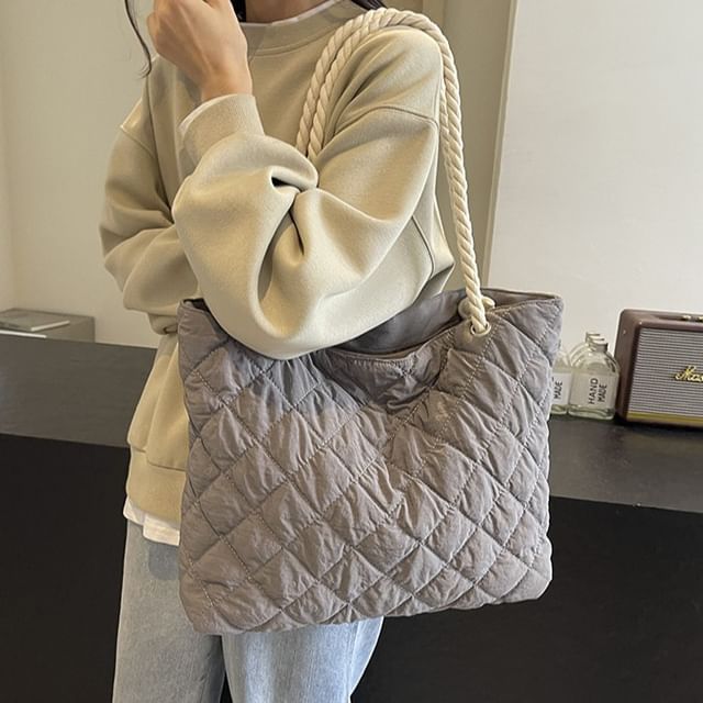 NewTown-Plain Quilted Tote Bag
