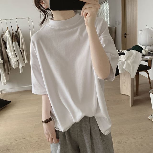 INEN-Elbow-Sleeve Mock Neck Plain T-Shirt