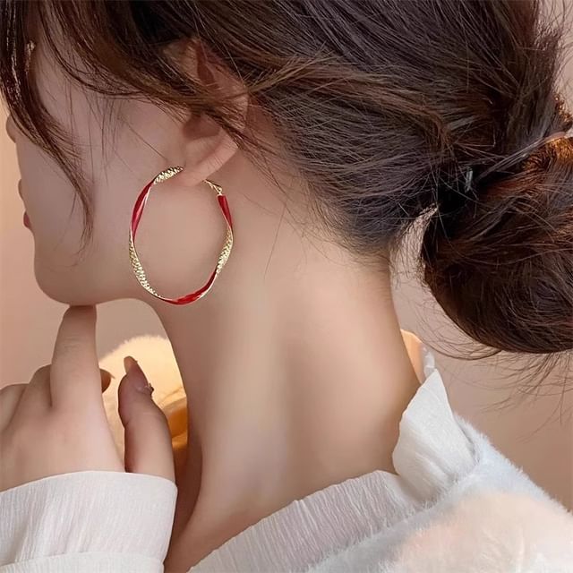 Poppin-Twisted Alloy Hoop Earring
