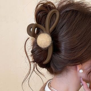 Daeuni-Pompom Hair Claw