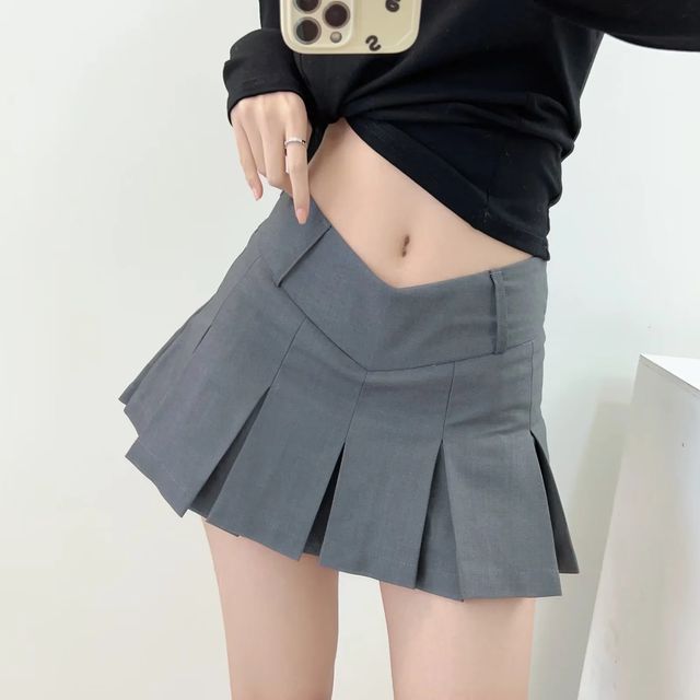 Asiris-Low Rise Plain Mini Pleated Skirt