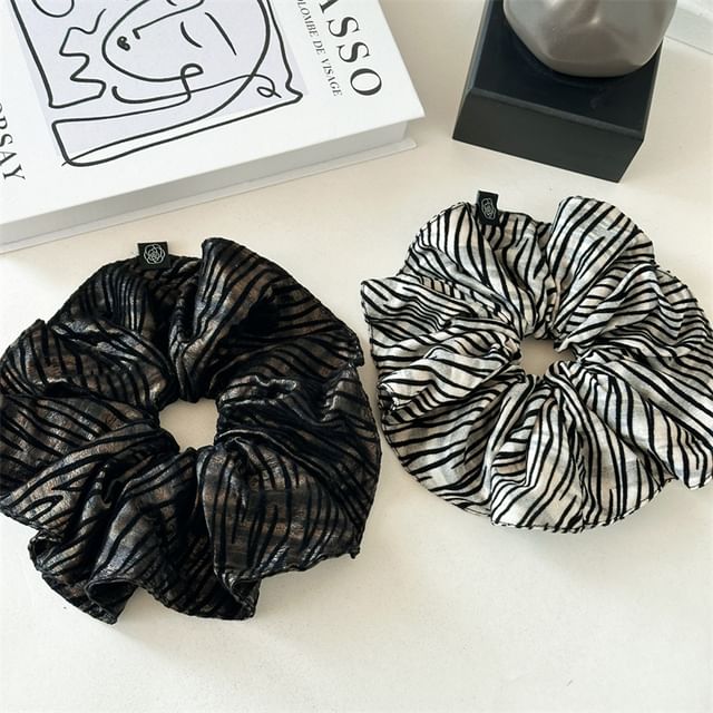 enthice-Striped Scrunchie