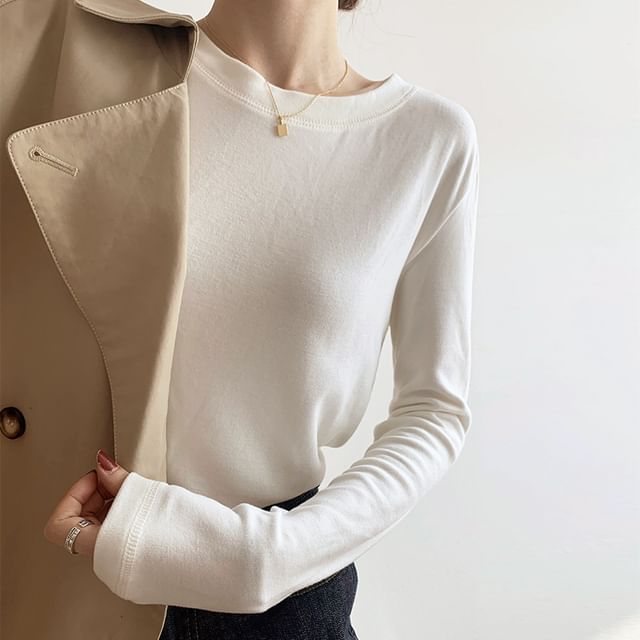 ANORA-Long-Sleeve Crewneck Plain Tee