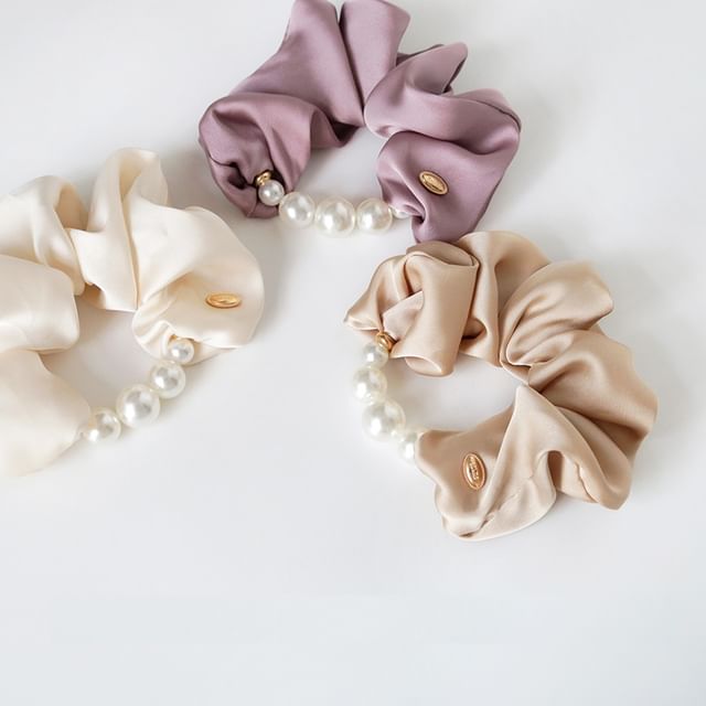 Allyrinta-Faux Pearl Fabric Scrunchie