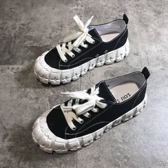Alisse - Platform Canvas Sneakers Alisse - Platform Canvas Sneakers