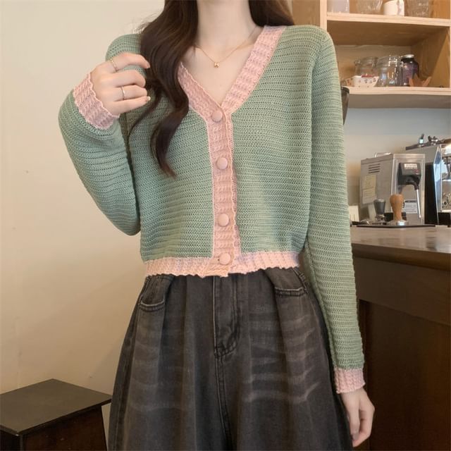 Sisyphi-V-Neck Two Tone Button-Up Cardigan