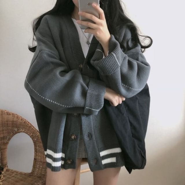 Sisyphi-Striped Hem Button-Up Cardigan