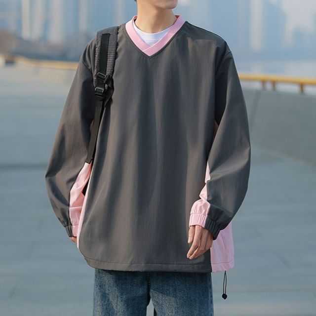 Obikan-V-Neck Two Tone Oversized Sweatshirt