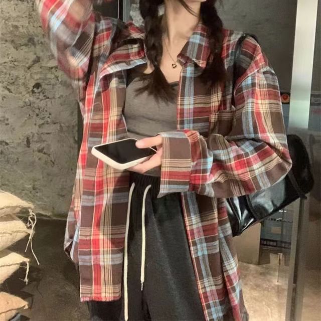 Everose-Long-Sleeve Collared Plaid Shirt