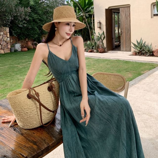 Moanum-Spaghetti Strap V-Neck Plain Maxi A-Line Dress